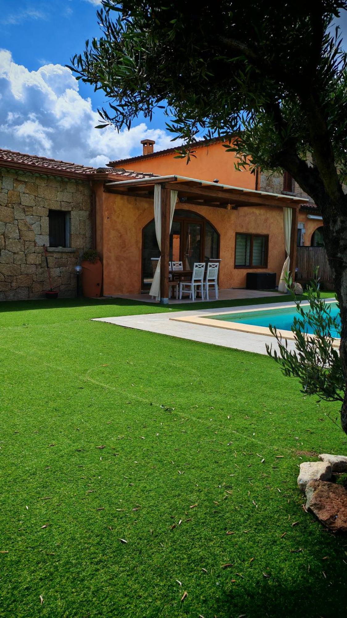 Villa Paola San Teodoro Con Piscina Privata Lu Lioni 외부 사진